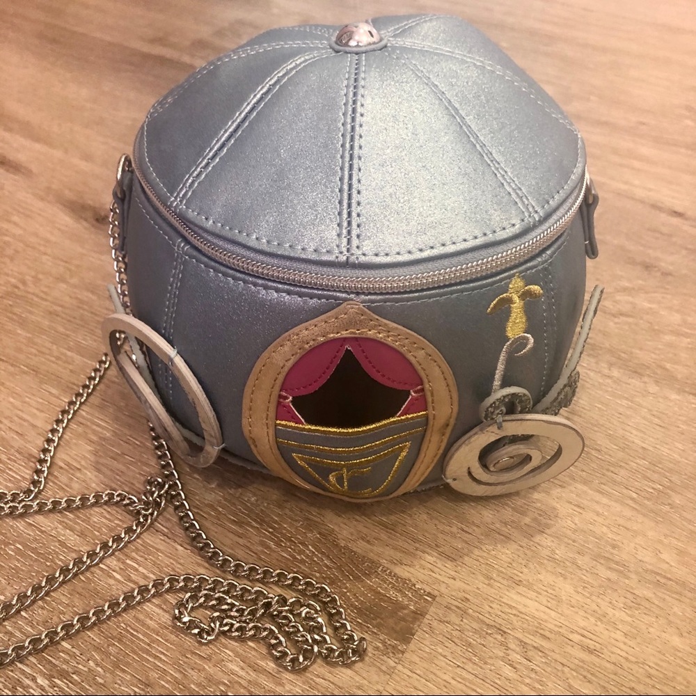 NWOT Disney Cinderella’s Carriage Purse